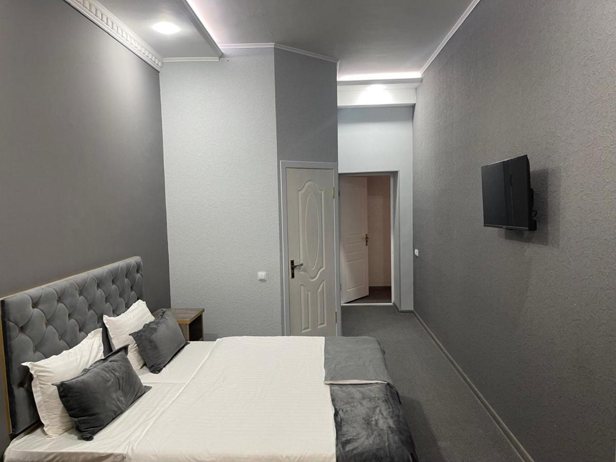 The Art Hotel ทาชเคนต์ ภายนอก รูปภาพ