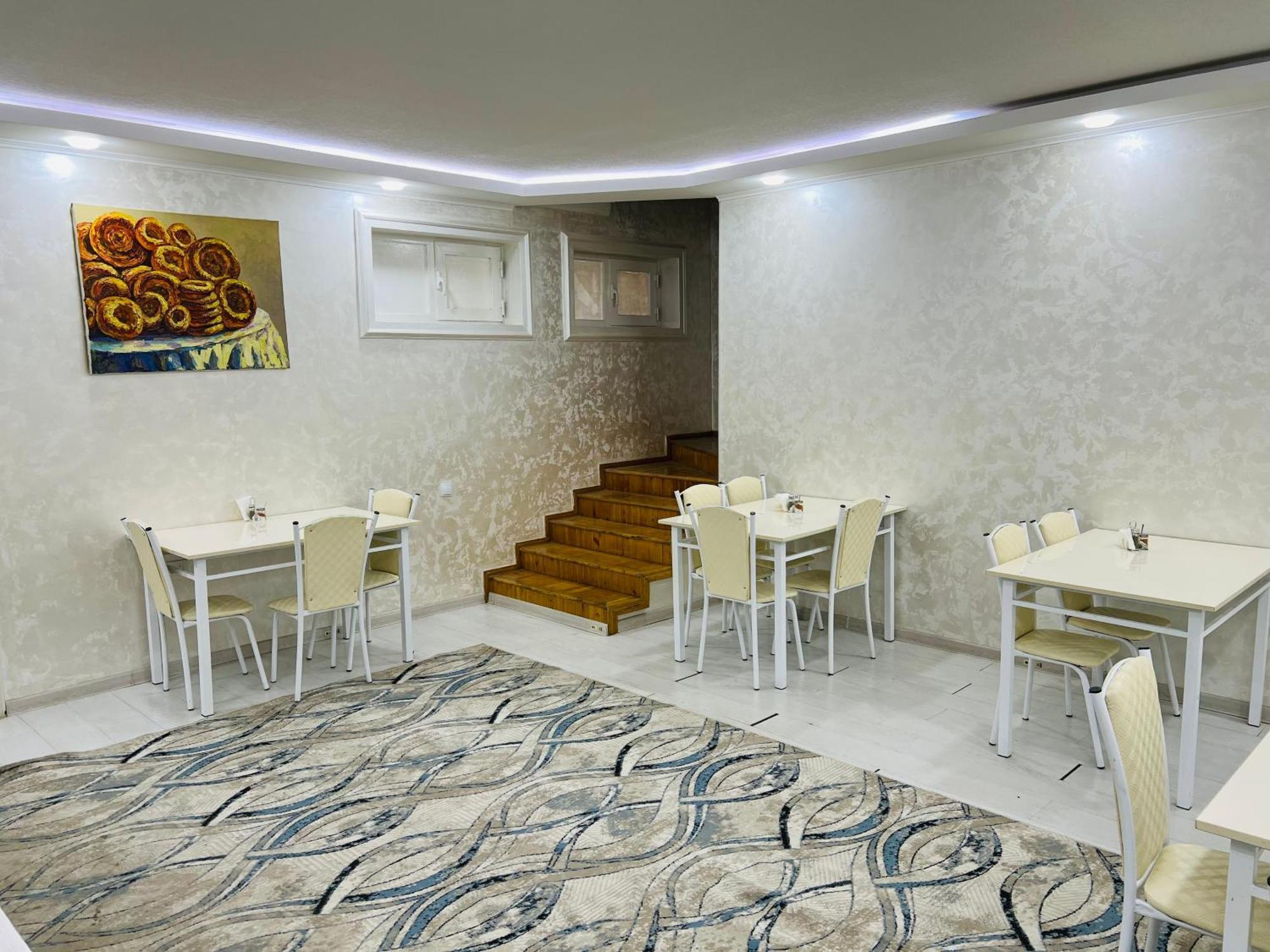 The Art Hotel ทาชเคนต์ ภายนอก รูปภาพ