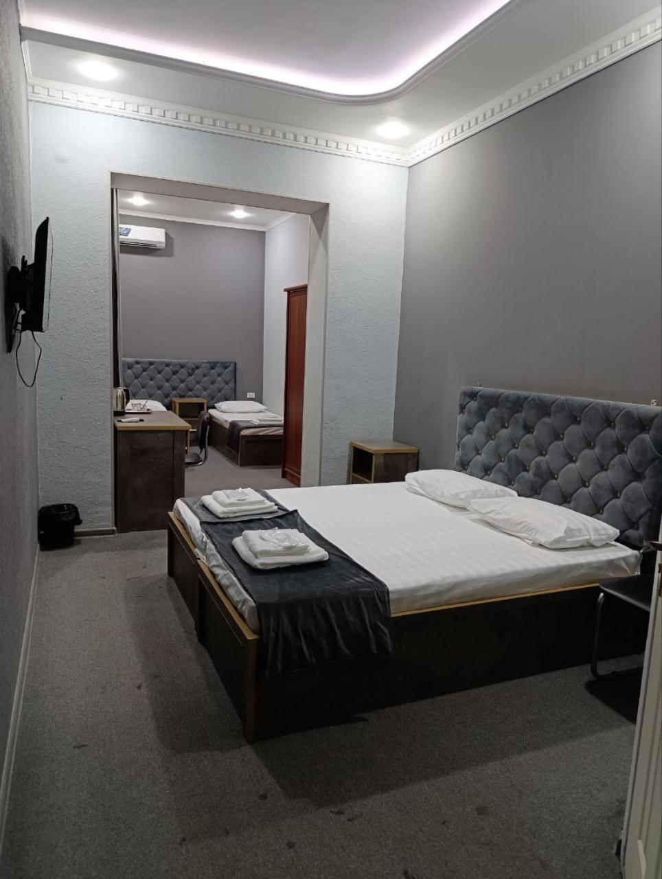The Art Hotel ทาชเคนต์ ภายนอก รูปภาพ